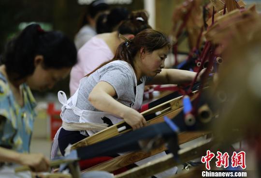 土家族织锦 从武陵山区走向世界的非遗产业
